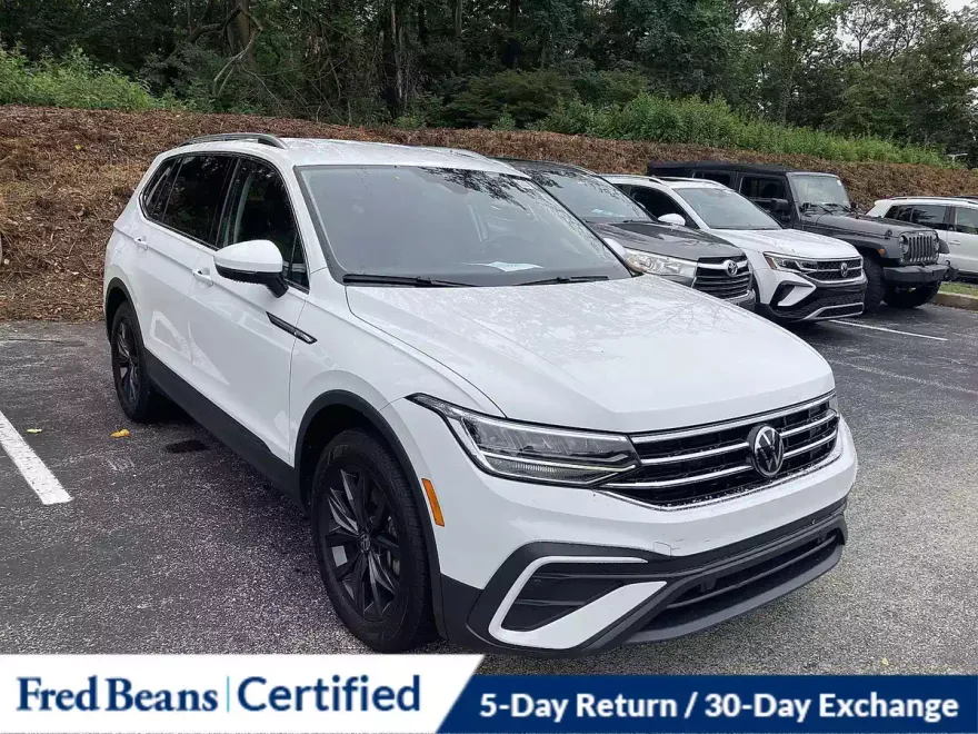 2024 Volkswagen Tiguan SE Wolfsburg Edition photo 1