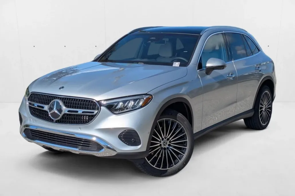 2026 Mercedes Benz GLC 300 photo 1