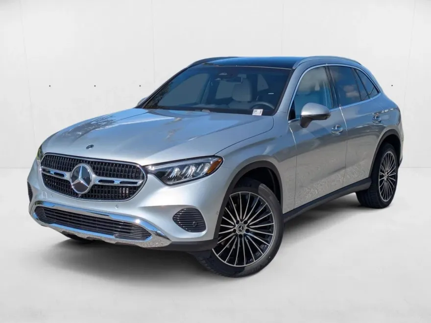 2026 Mercedes Benz GLC 300 photo 1