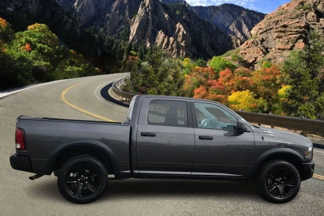 2024 Ram 1500 Classic Warlock photo 1