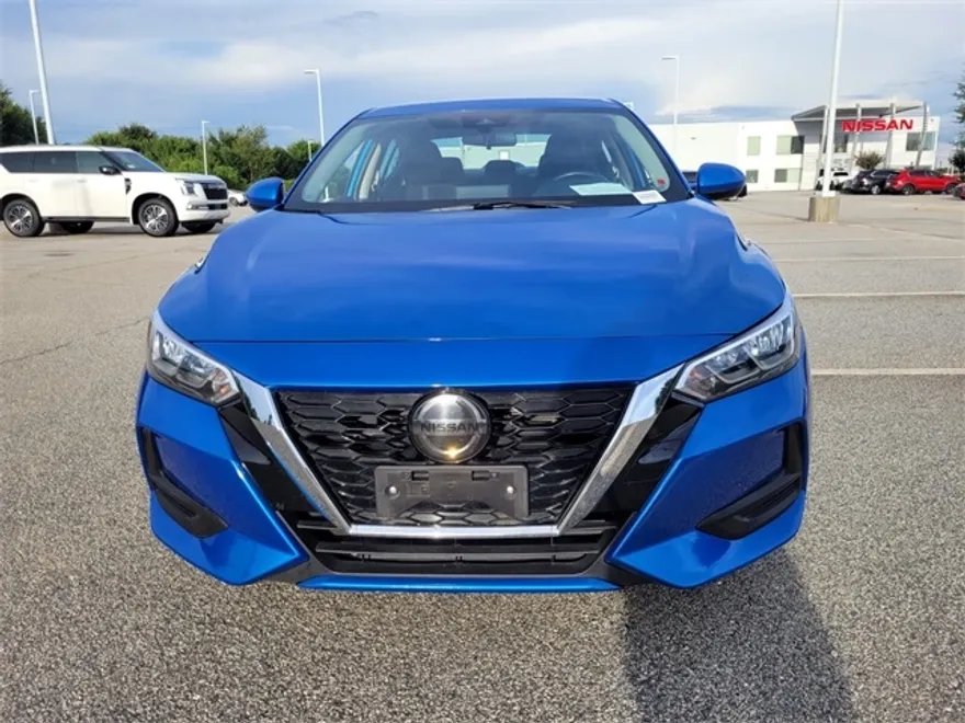 2023 Nissan Sentra SV photo 1
