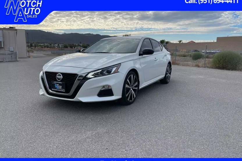 2020 Nissan Altima 2.5 SR photo 1
