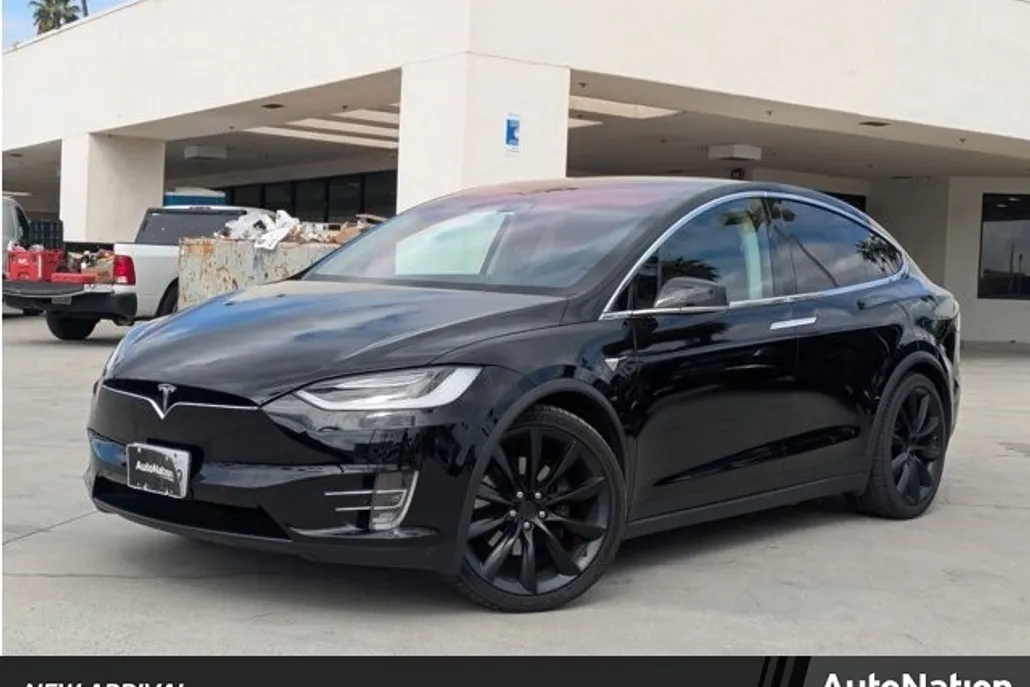 2019 Tesla Model X 75D photo 1