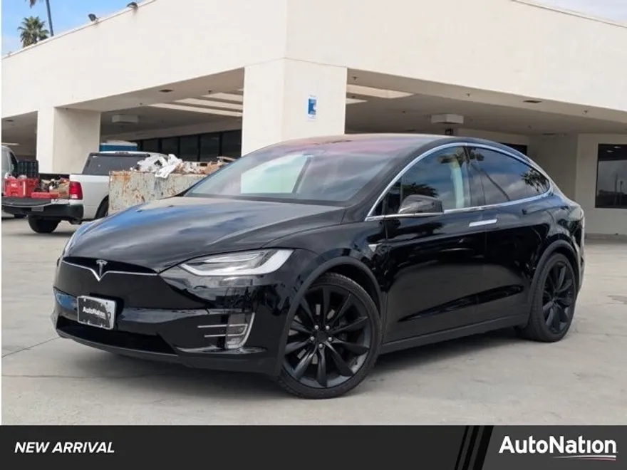 2019 Tesla Model X 75D photo 1