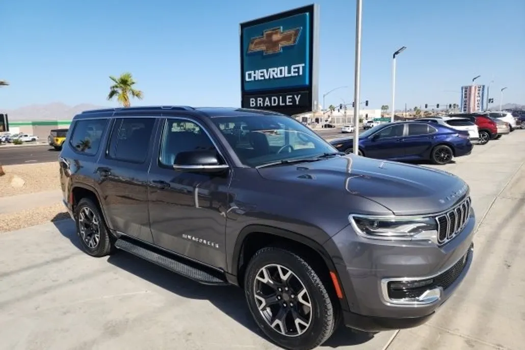 2023 Jeep Wagoneer Series III photo 1