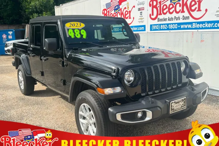 2023 Jeep Gladiator Sport S photo 1