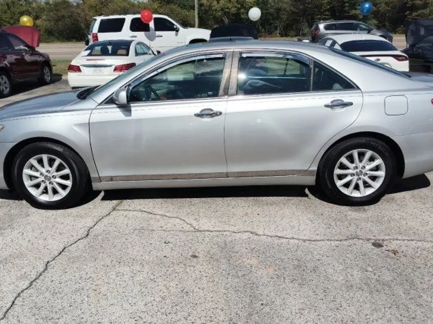 2011 Toyota Camry Base photo 1