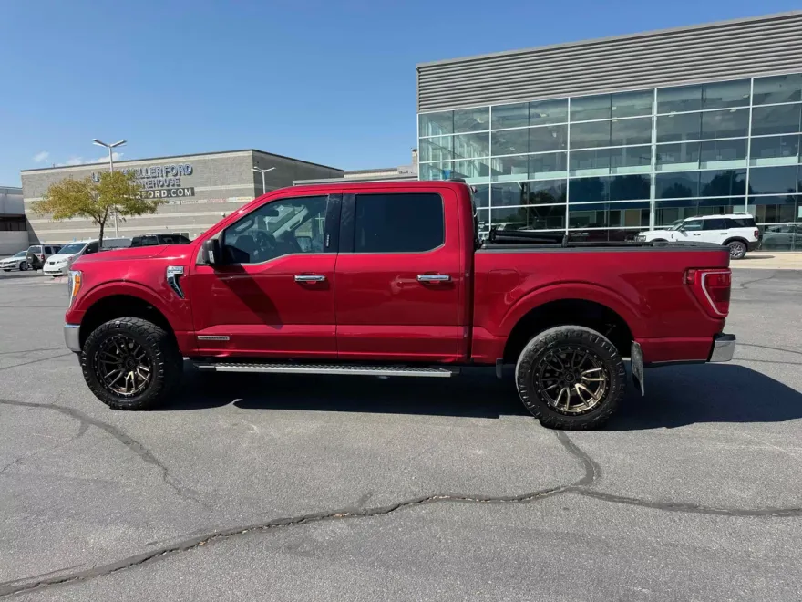 2022 Ford F-150 XLT photo 1