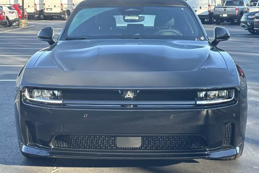 2025 Dodge Charger R/T photo 1