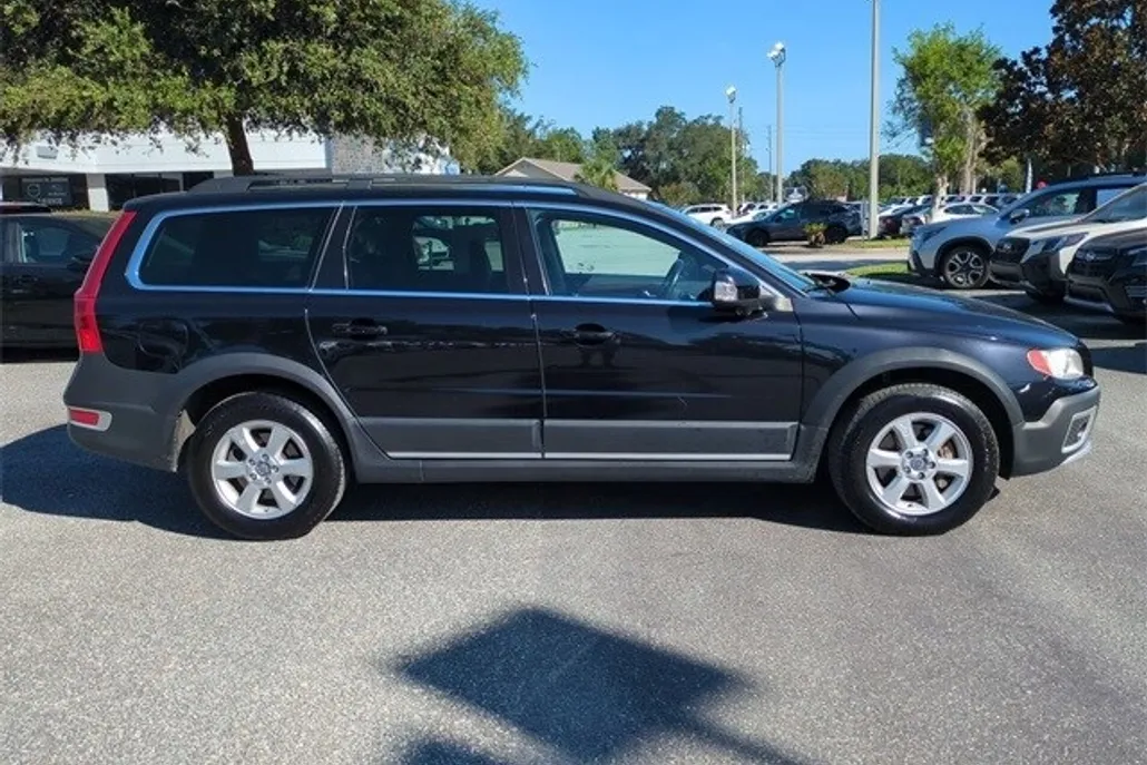 2013 Volvo XC70 3.2 photo 1