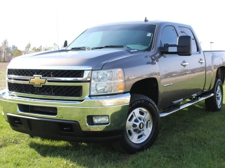 2011 Chevrolet Silverado 2500HD LT photo 1