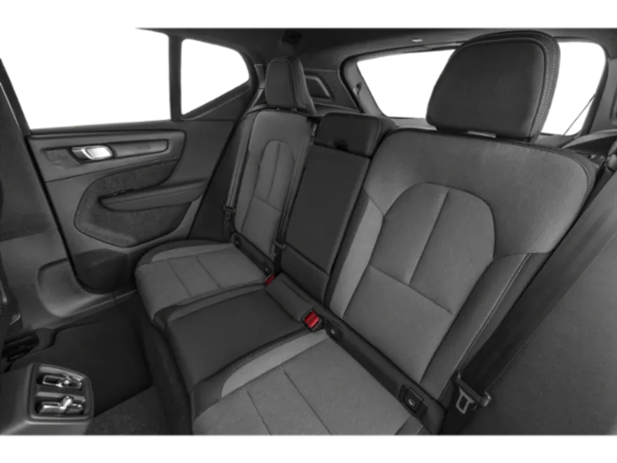 2024 Volvo XC40 Plus photo 10