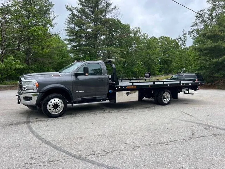 2022 Ram 5500 SLT photo 1
