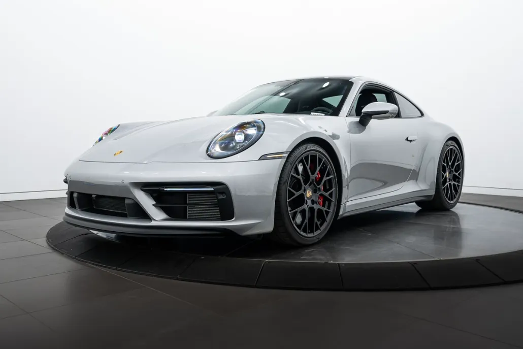 2024 Porsche 911 GTS photo 1