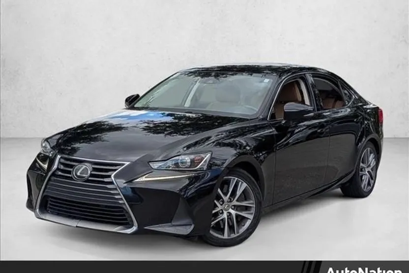 2018 Lexus IS 300 photo 1