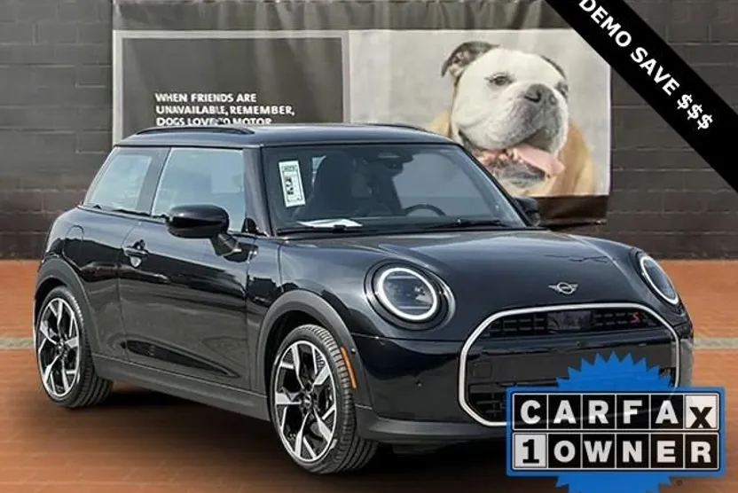2025 Mini Cooper S Iconic photo 1
