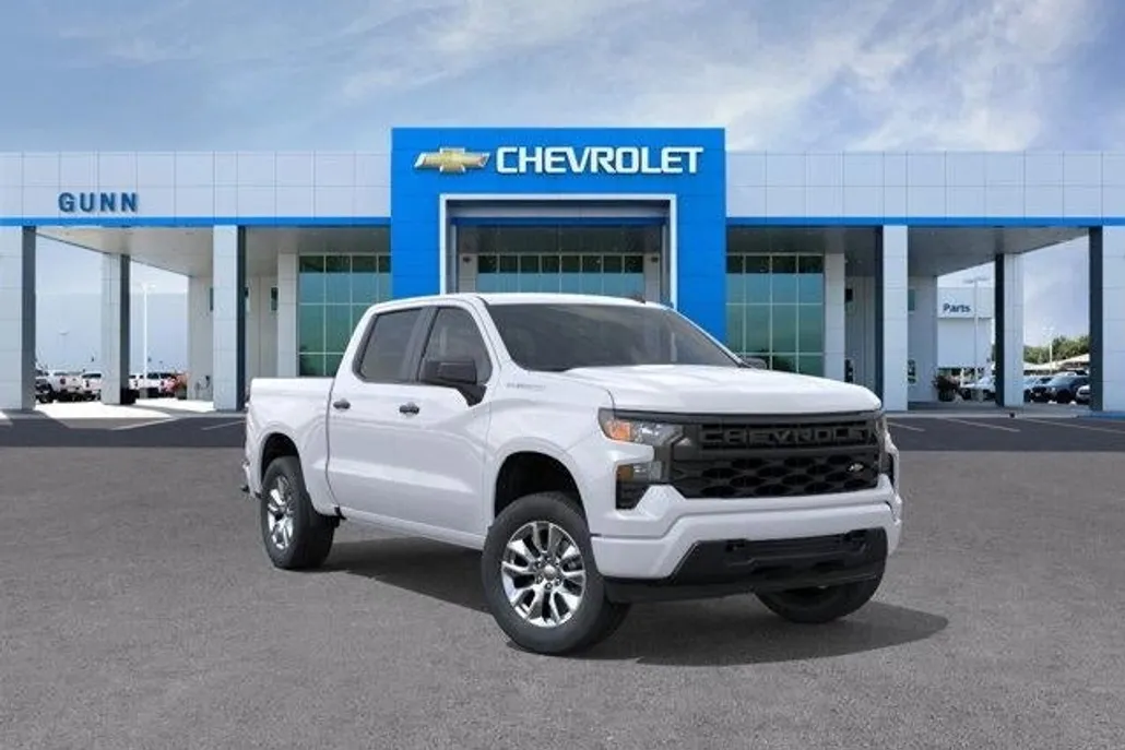 2026 Chevrolet Silverado 1500 Custom photo 1