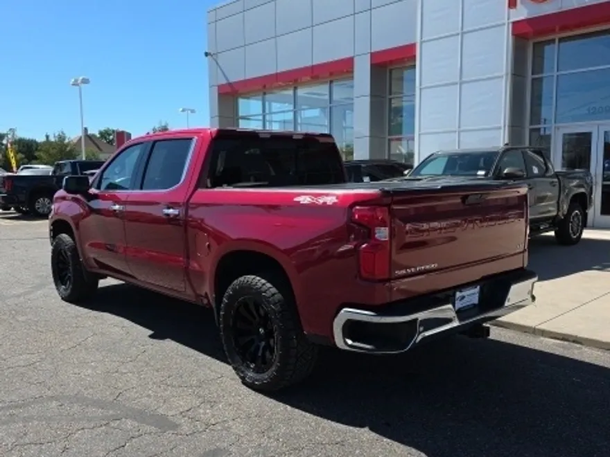 2019 Chevrolet Silverado 1500 LTZ photo 1