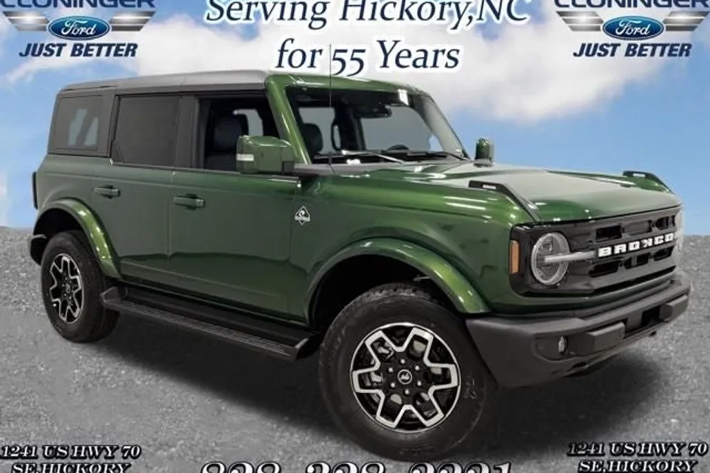 2025 Ford Bronco Outer Banks photo 1
