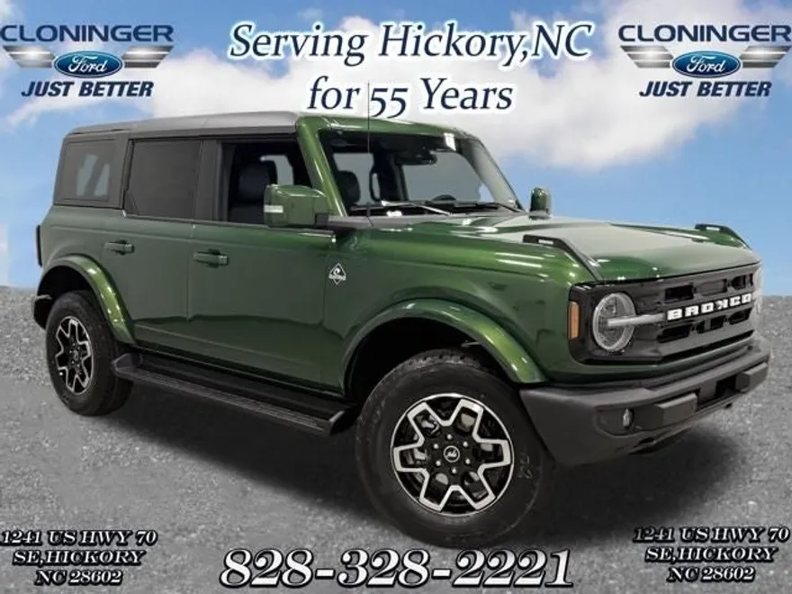 2025 Ford Bronco Outer Banks photo 1