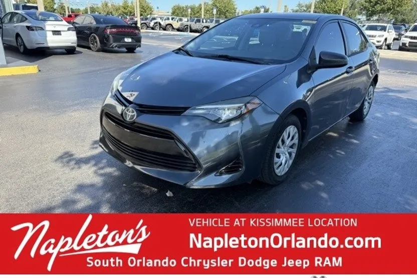 2018 Toyota Corolla L photo 1
