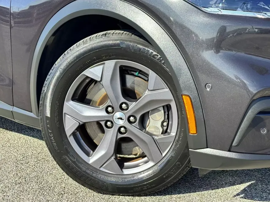 2022 Ford Mustang Mach-E Select photo 1
