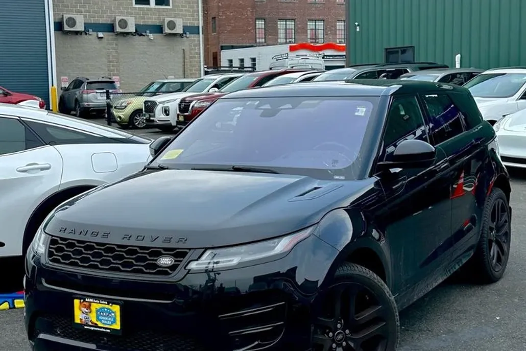 2021 Land Rover Range Rover Evoque R-Dynamic HSE photo 1