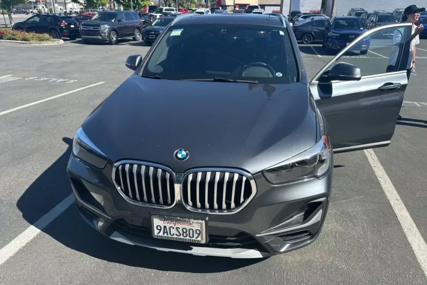 2022 Bmw X1 XDrive28i photo 1