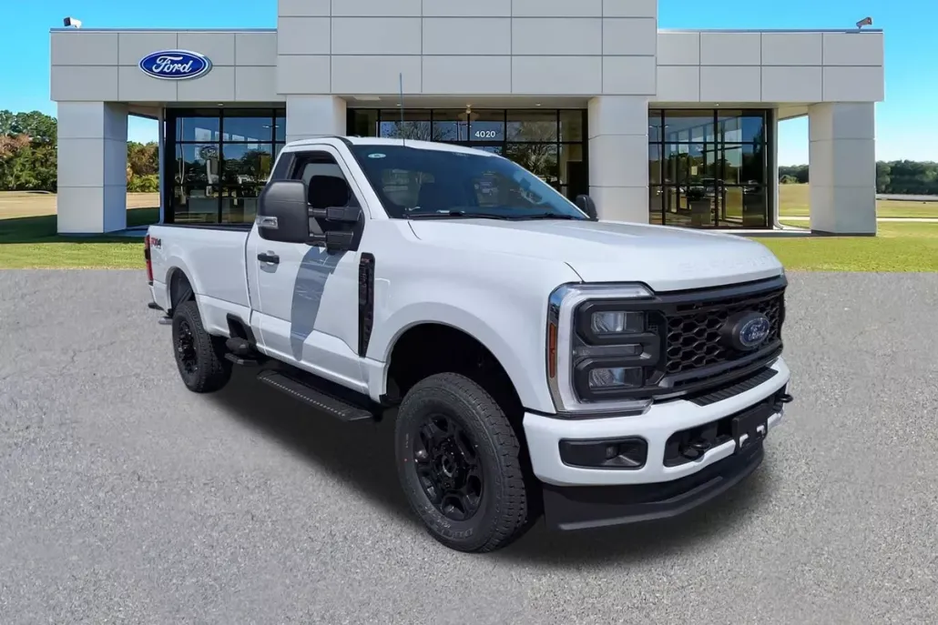 2025 Ford F-350 photo 1