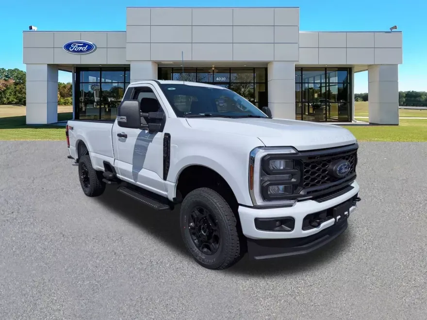 2025 Ford F-350 photo 1