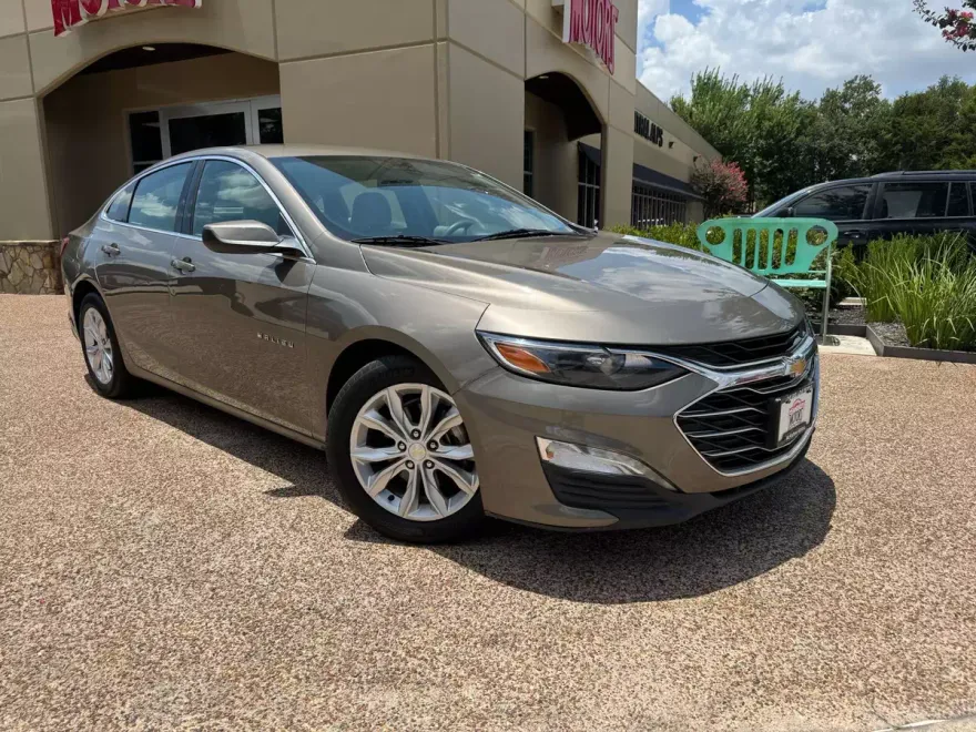 2020 Chevrolet Malibu 1LT photo 1