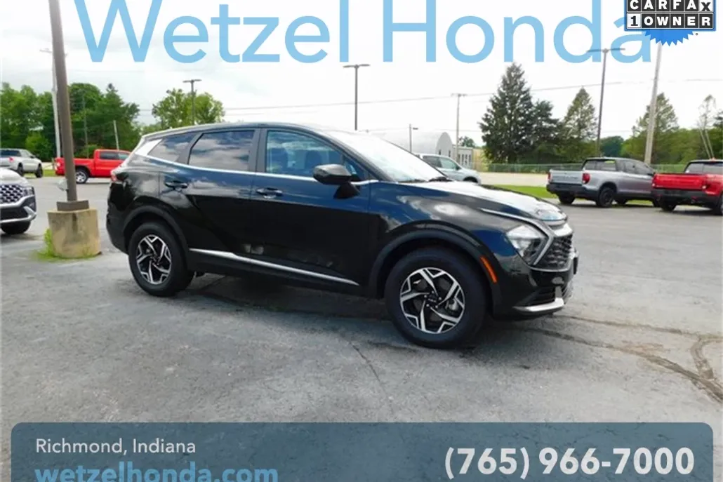 2023 Kia Sportage LX photo 1