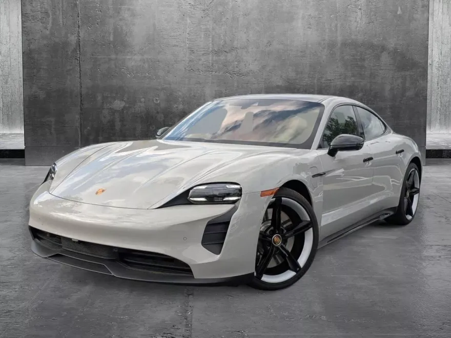 2024 Porsche Taycan GTS photo 1