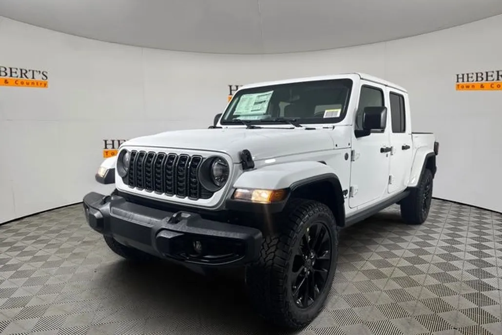 2025 Jeep Gladiator Sport photo 1