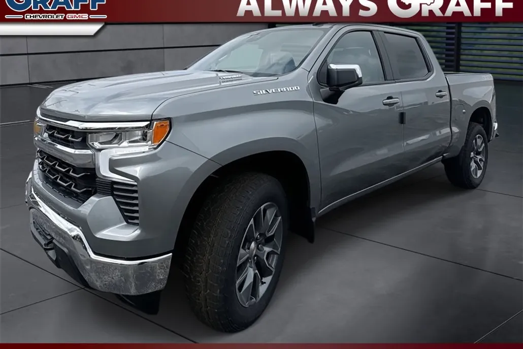 2026 Chevrolet Silverado LT photo 1