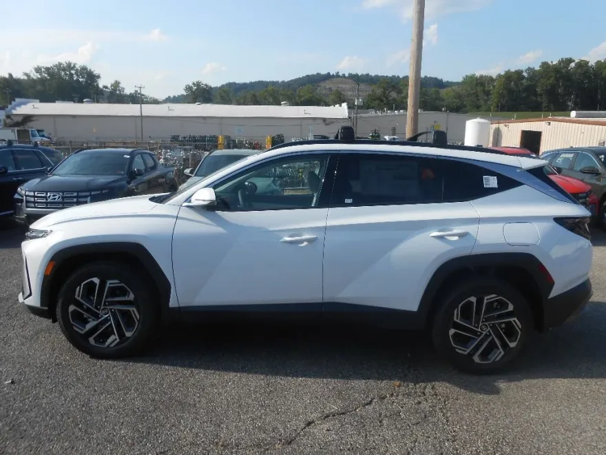 2026 Hyundai Tucson Limited photo 1