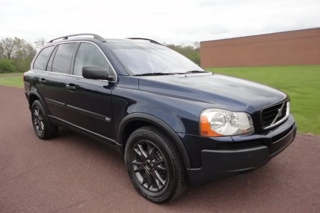 2004 Volvo XC90 photo 1
