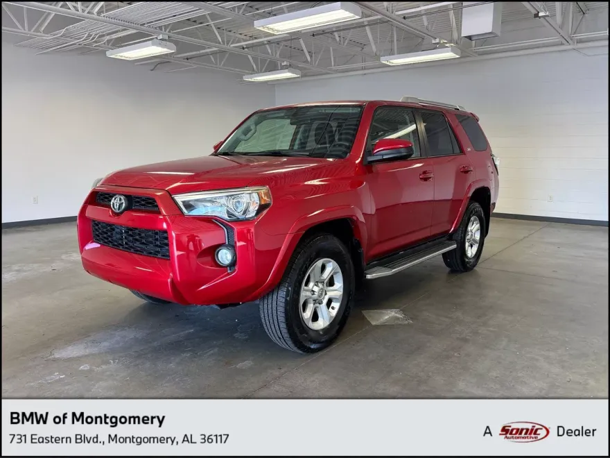 2017 Toyota 4Runner SR5 photo 1