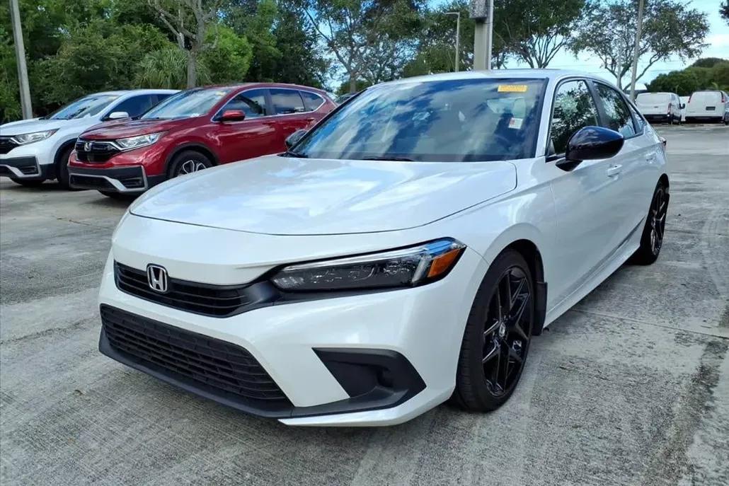2024 Honda Civic Sport photo 1