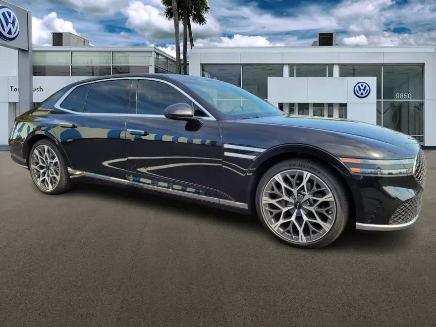 2023 Genesis G90 3.5T E-Supercharger photo 1