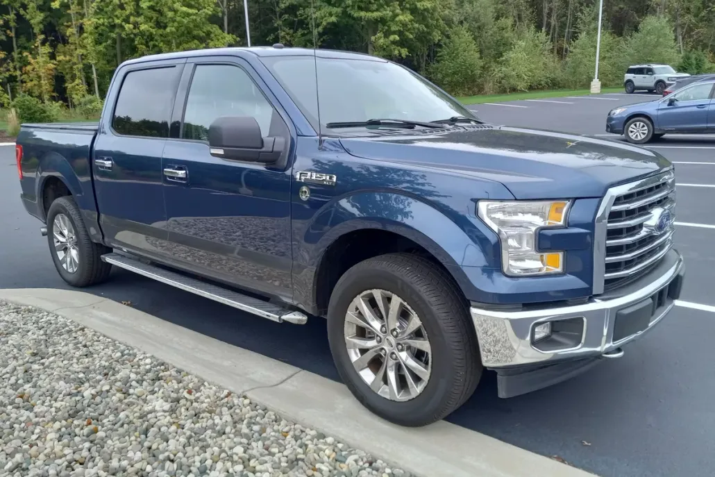 2017 Ford F-150 XLT photo 1