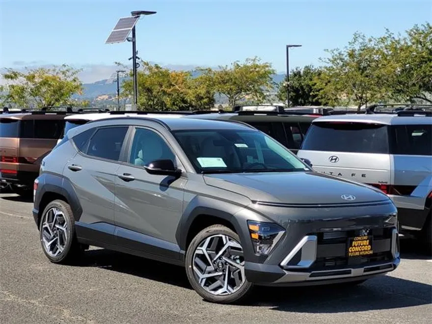 2026 Hyundai Kona SEL photo 1