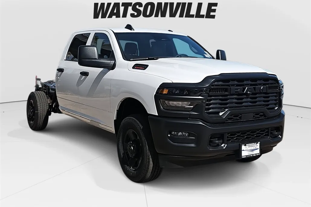 2025 Ram 2500 Tradesman photo 1