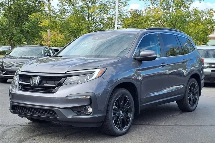 2022 Honda Pilot Special Edition photo 1