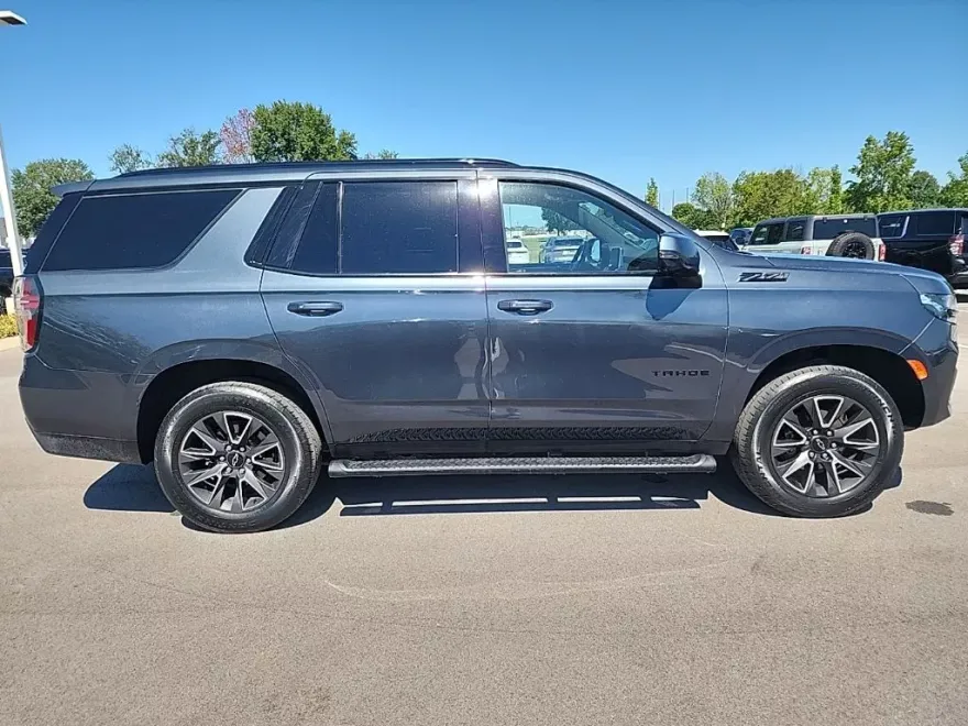 2021 Chevrolet Tahoe Z71 photo 1
