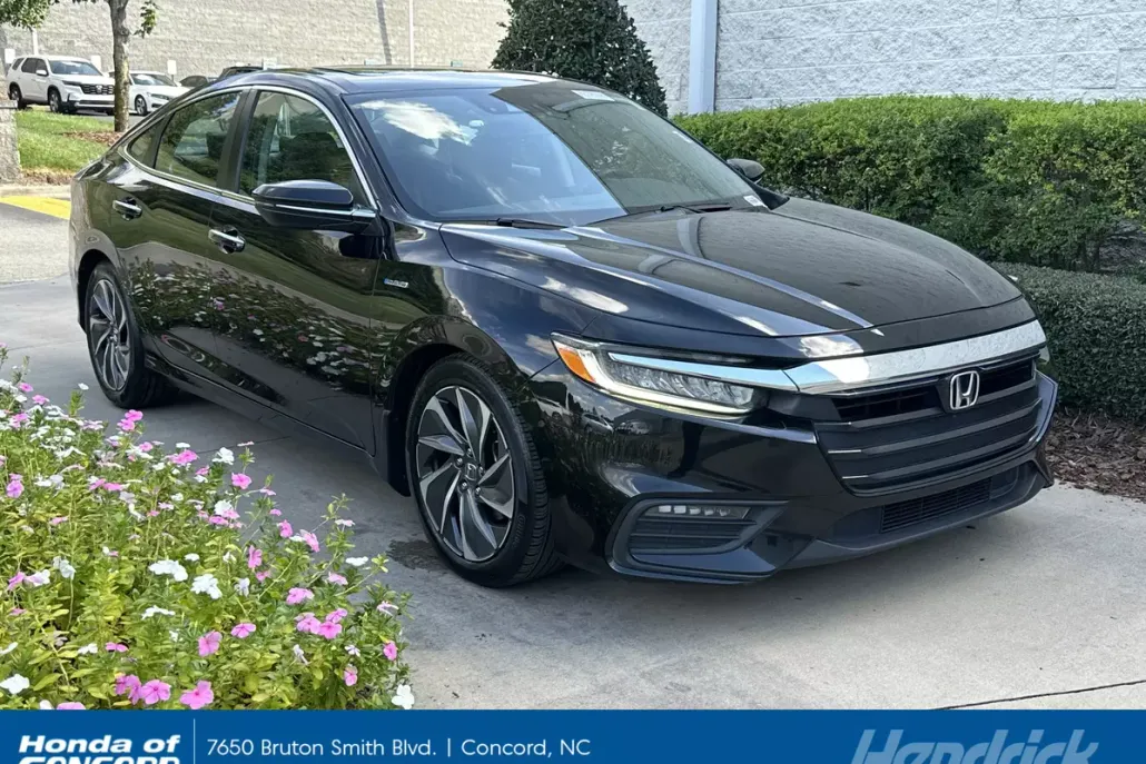 2022 Honda Insight Touring photo 1