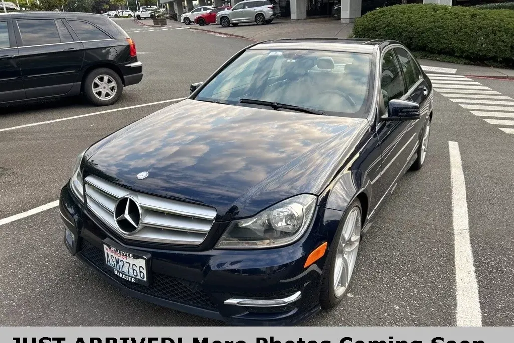 2012 Mercedes Benz C 300 Sport 4MATIC photo 1