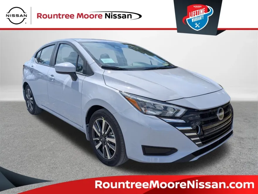 2025 Nissan Versa 1.6 SV photo 1