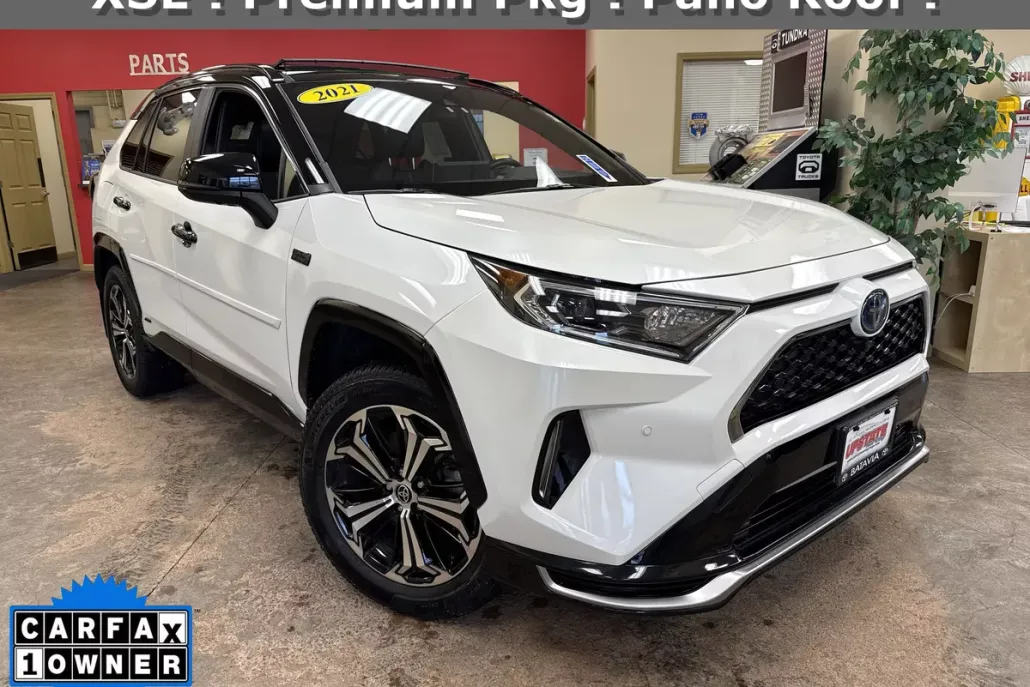 2021 Toyota RAV4 Prime XSE photo 1