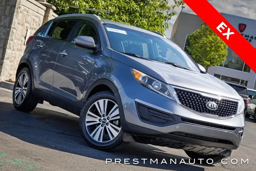 2016 Kia Sportage EX photo 1